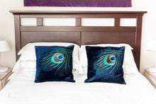 Load image into Gallery viewer, Velvet peacock cushion