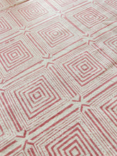 Load image into Gallery viewer, Pink block printed table cloth
